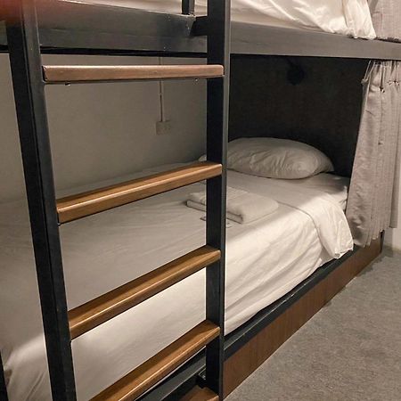 בנגקוק Kudi Hostel מראה חיצוני תמונה