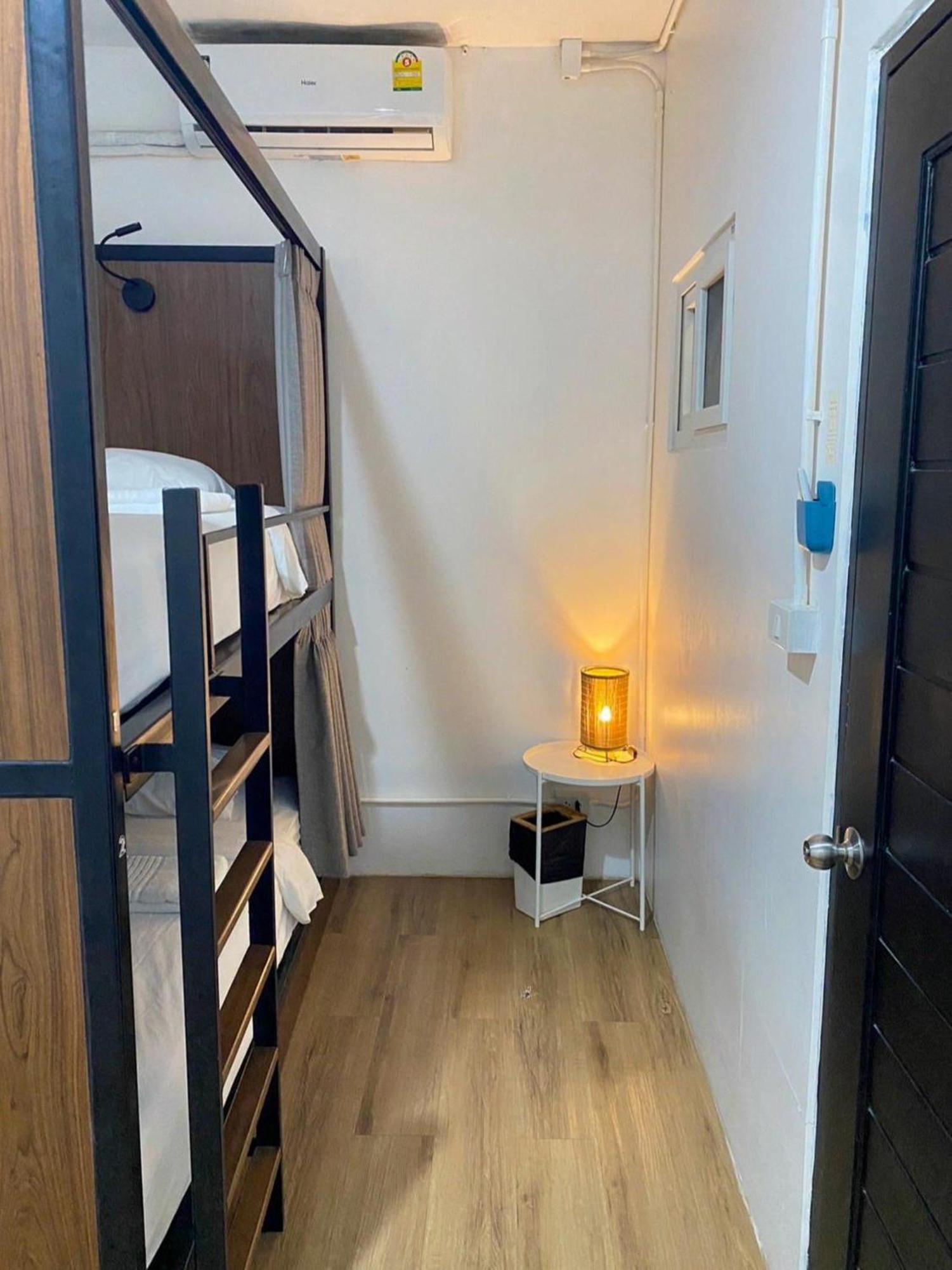 בנגקוק Kudi Hostel מראה חיצוני תמונה