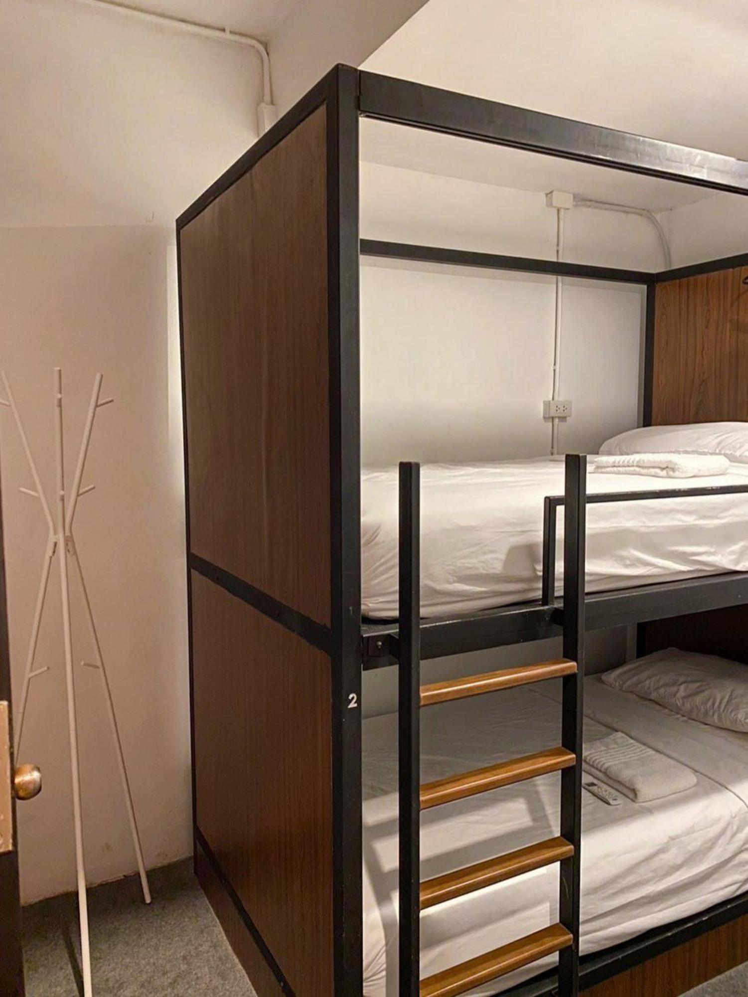 בנגקוק Kudi Hostel מראה חיצוני תמונה