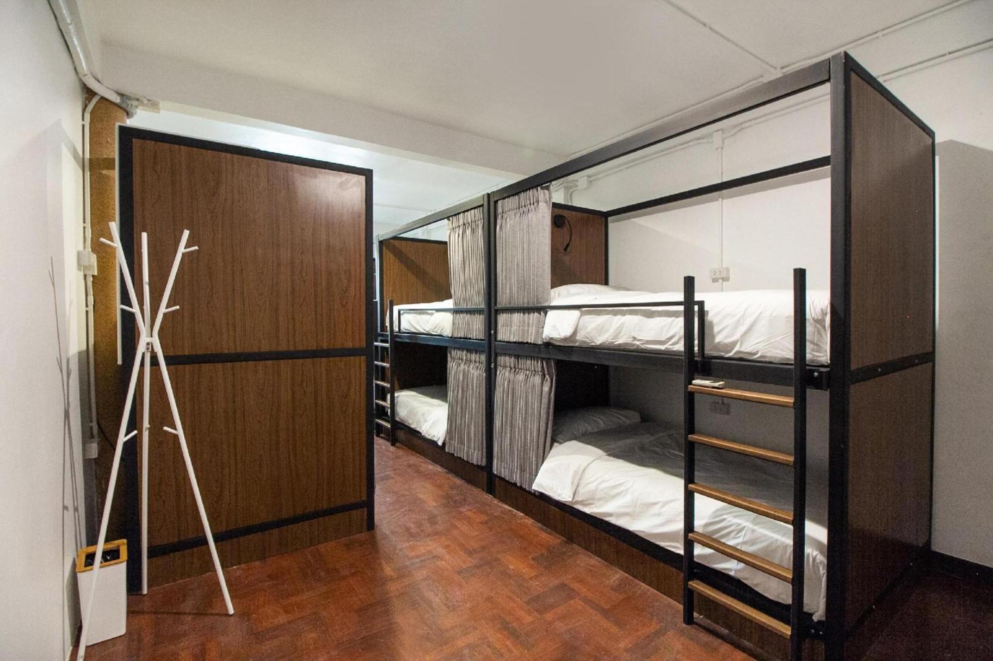 בנגקוק Kudi Hostel מראה חיצוני תמונה