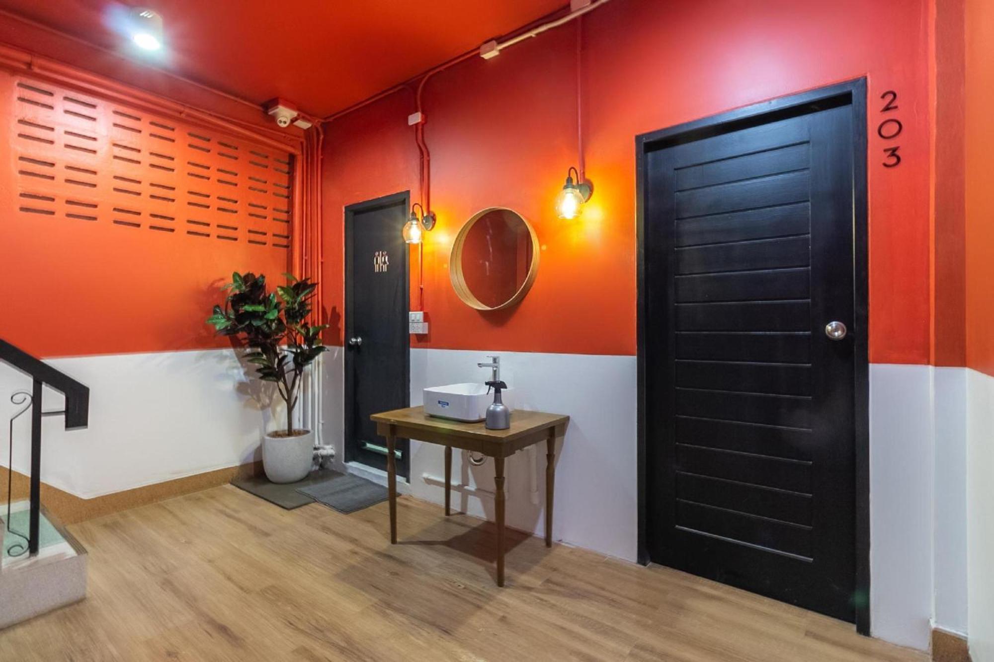 בנגקוק Kudi Hostel מראה חיצוני תמונה